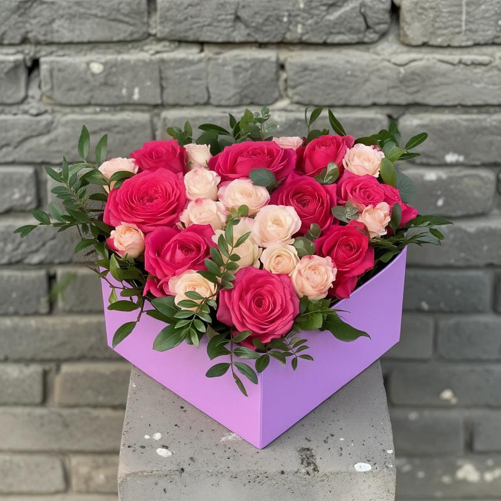 Цветочная композиция из Розы в коробке в Тоншалово