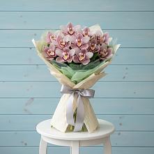 Букет цветов из:  Орхидеи и Розы #REPLACE_PRED# Тоншалово