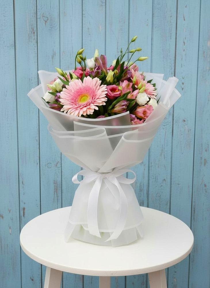 Букет цветов из: Герберы, Альстромерии и Лизиантусы в Тоншалово