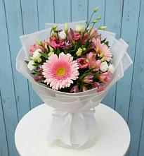 Букет цветов из:  Герберы, Альстромерии и Лизиантусы в Тоншалово