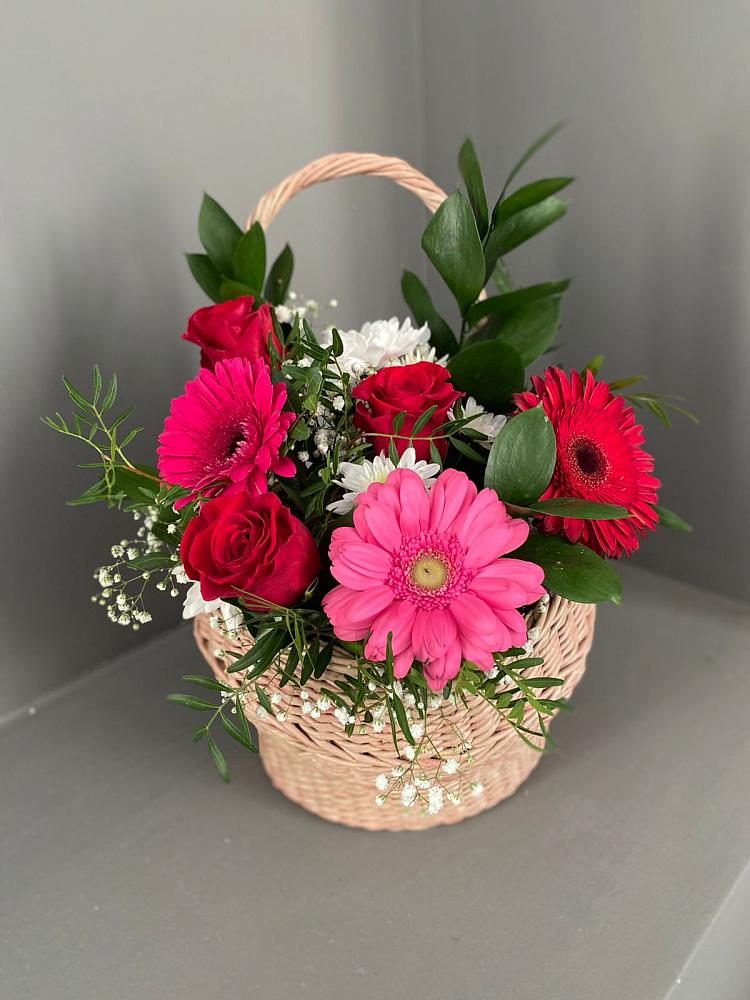Цветочная композиция из Розы, Хризантемы и Герберы в корзине в Тоншалово