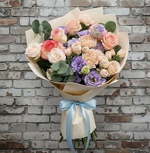 Букет цветов из:  Розы, Лизиантусы и Гвоздики в Тоншалово