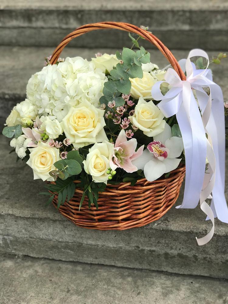 Цветочная композиция из Орхидеи и Розы в корзине в Тоншалово